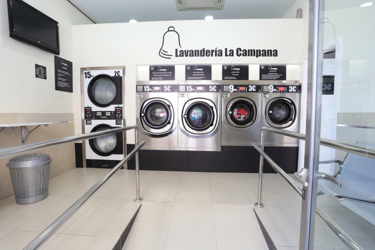 Hostal la Campana La Línea de la Concepción Exterior foto