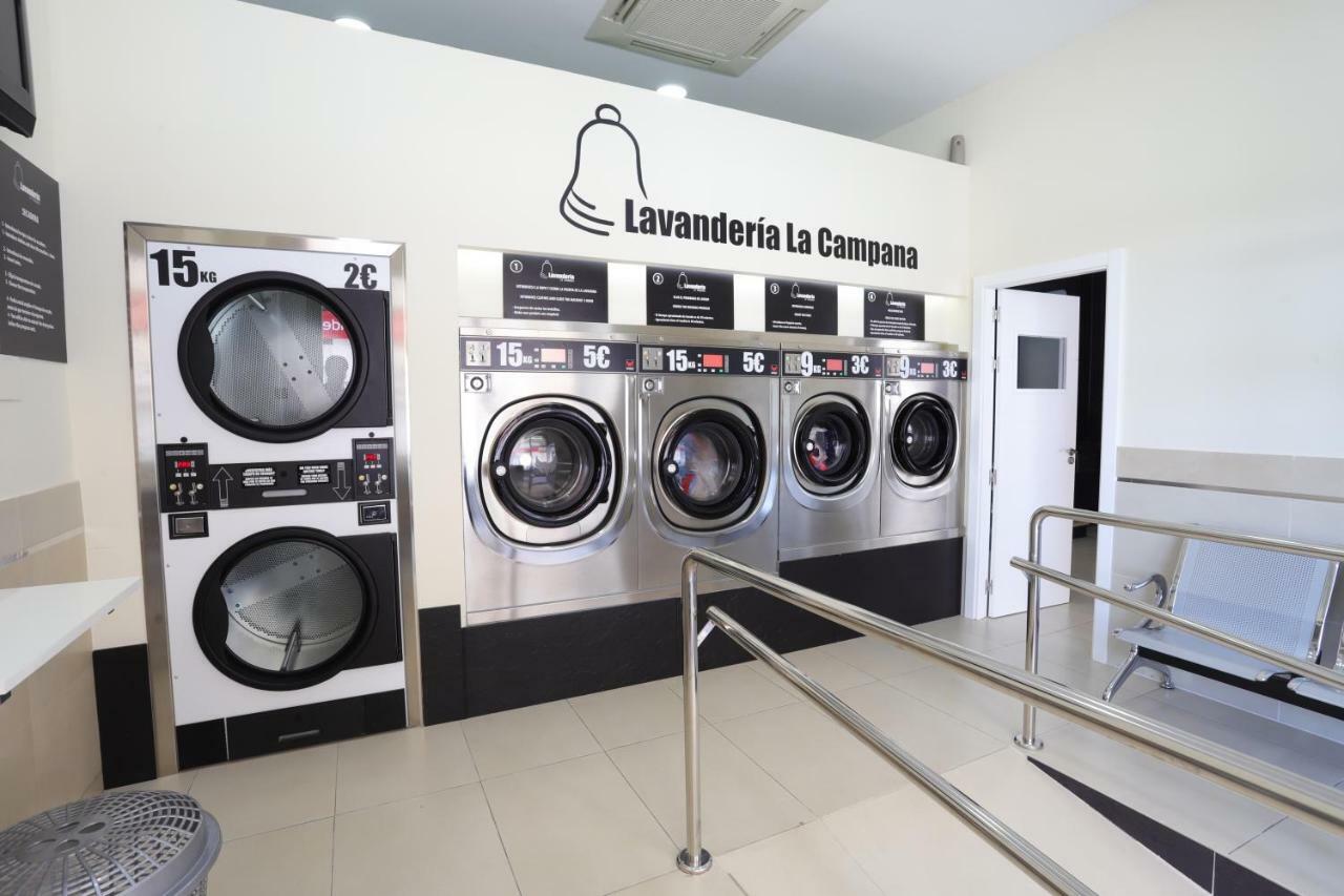 Hostal la Campana La Línea de la Concepción Exterior foto